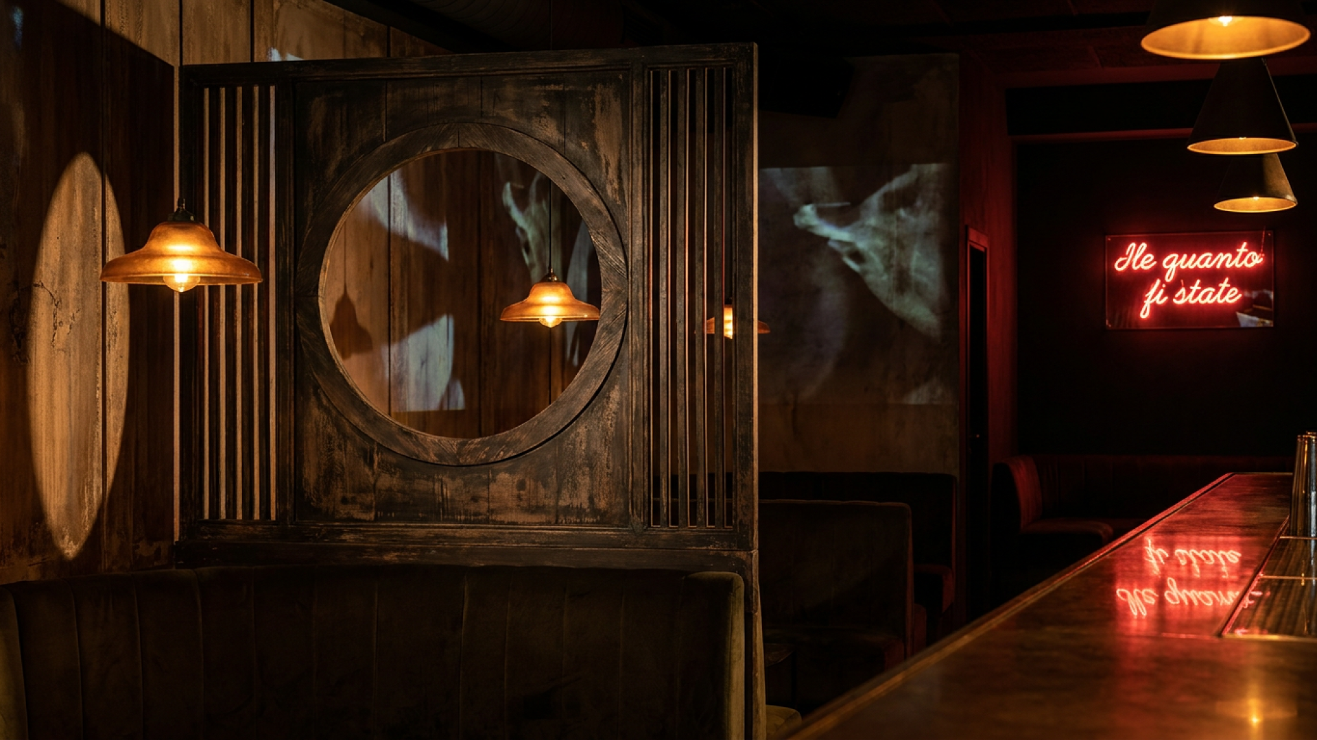 Glory hole Italia: il locale milanese con le regole